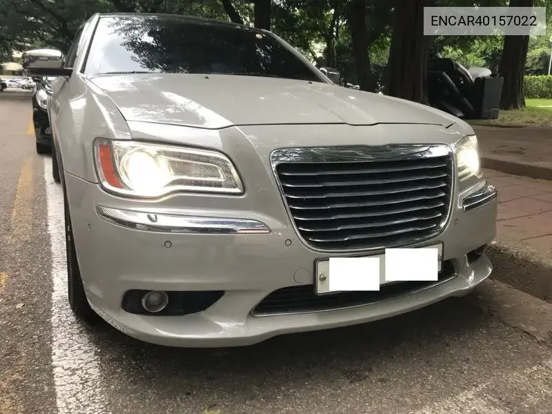The New 300C 3.0 Diesel VIN: ENCAR40157022 Lot: 40157022