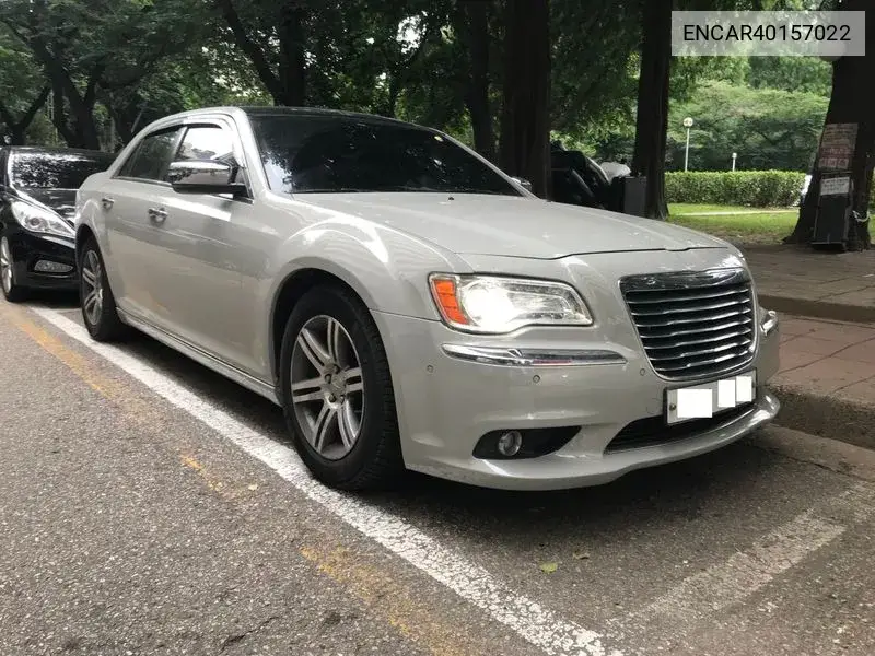 The New 300C 3.0 Diesel VIN: ENCAR40157022 Lot: 40157022