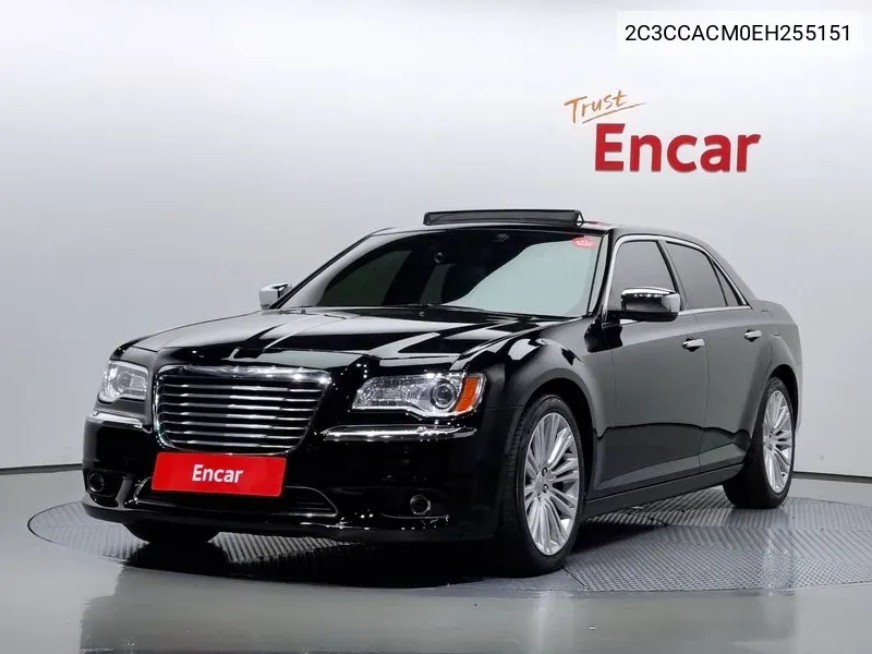 The New 300C3.0 Diesel VIN: 2C3CCACM0EH255151 Lot: 38130651