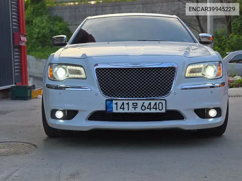 The New 300C 3.0 Diesel VIN: ENCAR39945229 Lot: 39945229