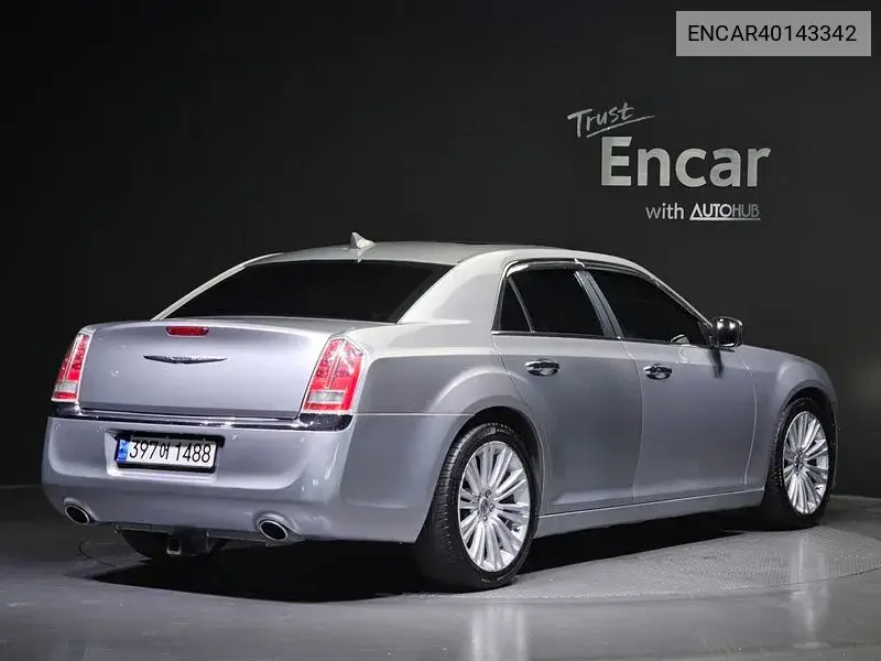 The New 300C 3.0 Diesel VIN: ENCAR40143342 Lot: 40143342