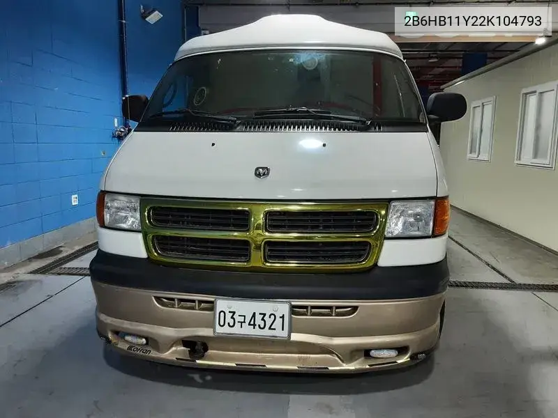 Dodge Ram Van Iii 5.2, 2002 VIN: 2B6HB11Y22K104793 Lot: 39564837