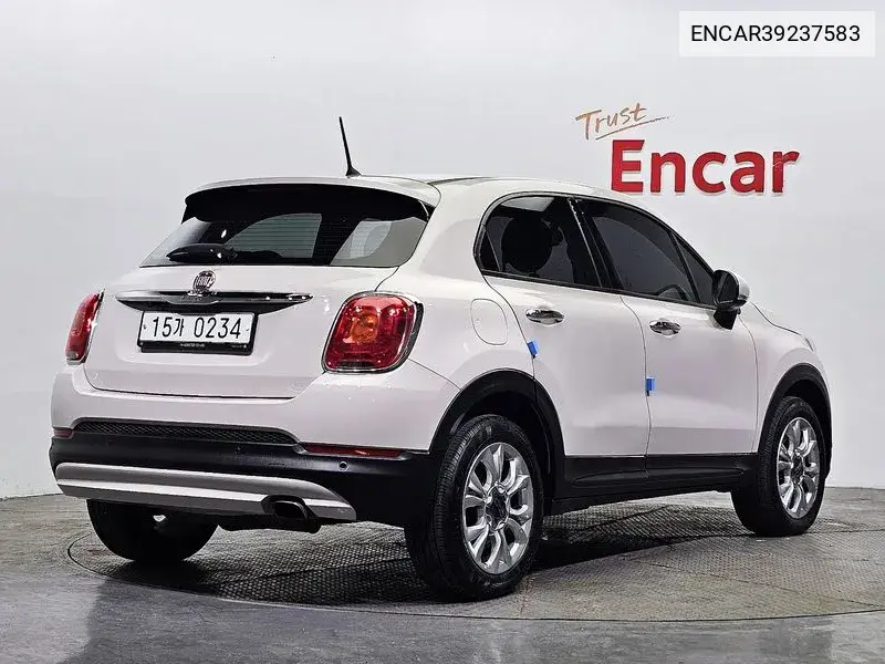 500X 2.4 Pop Star VIN: ENCAR39237583 Lot: 39237583