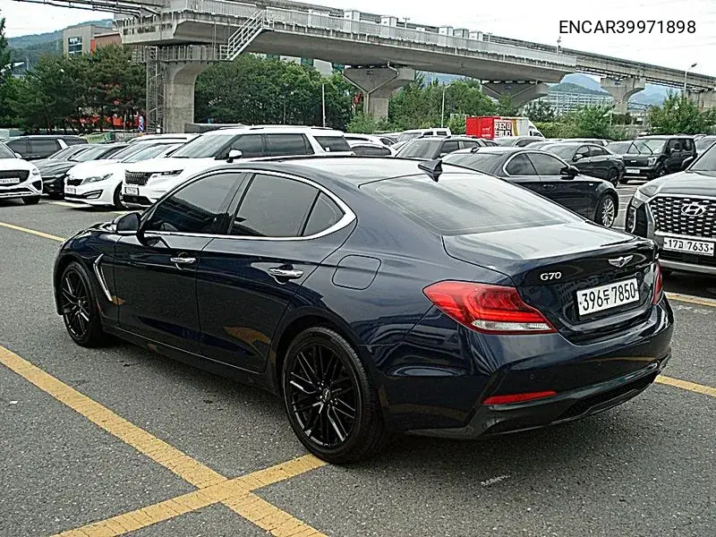 Genesis G70 I 2.0T, 2020 VIN: ENCAR39971898 Lot: 39971898