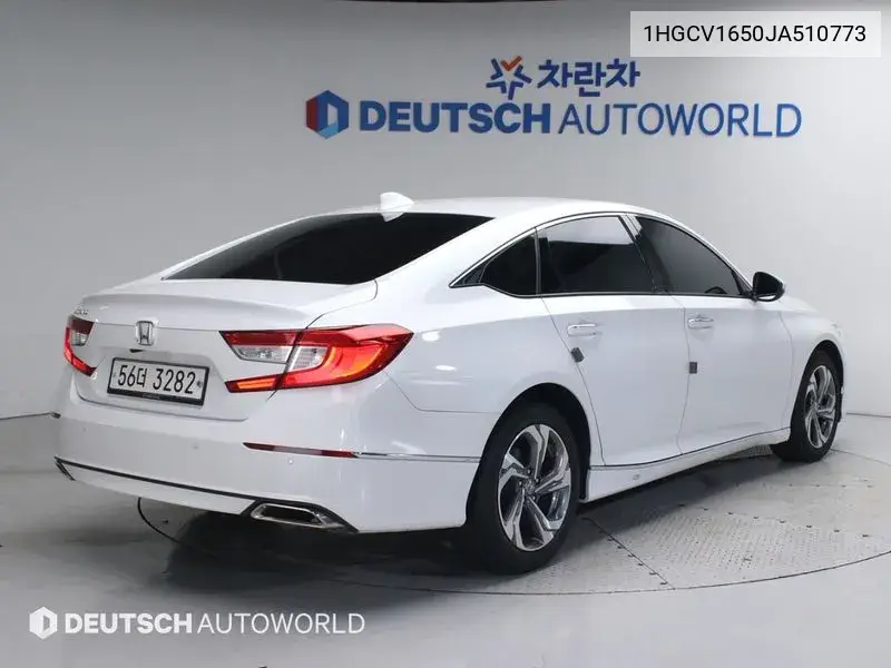 Accord 10G 1.5 Turbo VIN: 1HGCV1650JA510773 Lot: 39981113