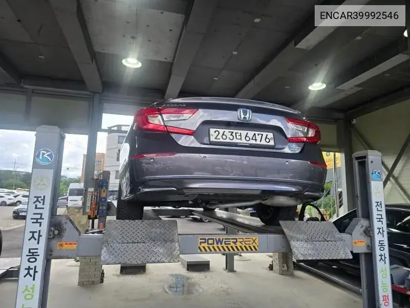 Accord 10G 2.0 Hybrid Touring VIN: ENCAR39992546 Lot: 39992546