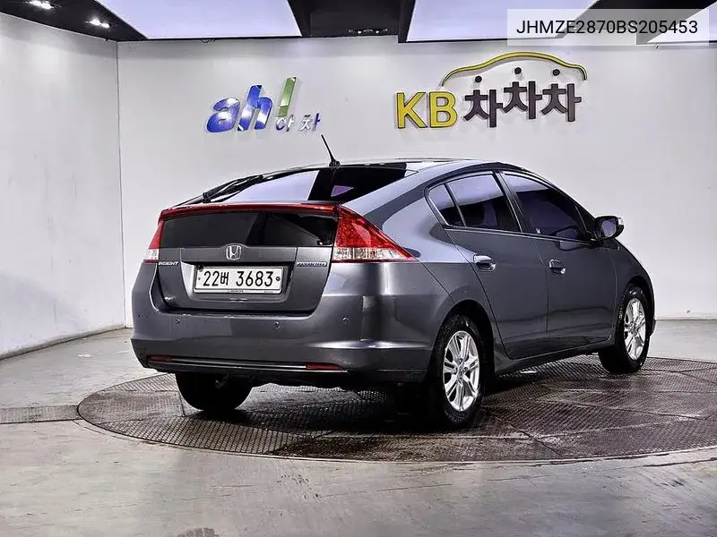 Insight Plus Navi VIN: JHMZE2870BS205453 Lot: 39588917