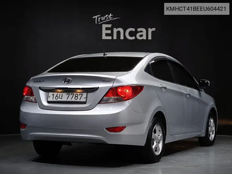 Accent (New) 1.4 Vvt Modern VIN: KMHCT41BEEU604421 Lot: 39968657