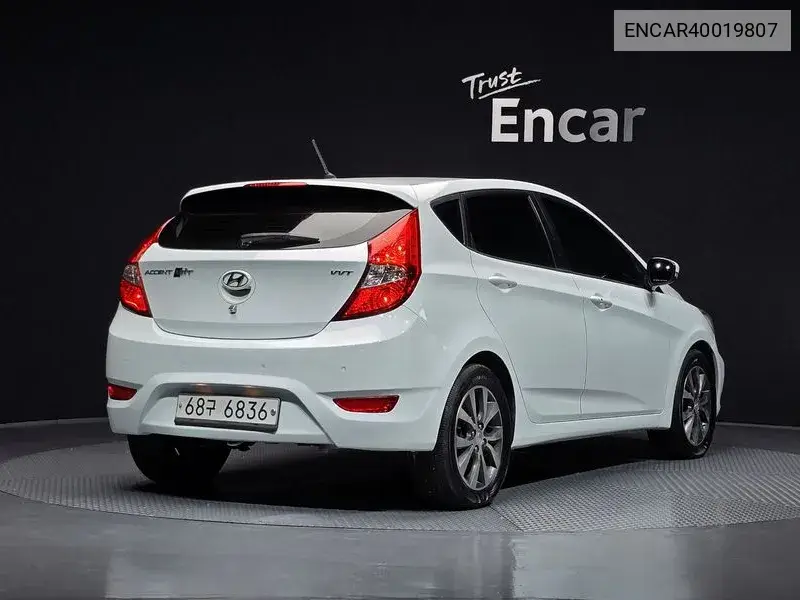 Accent (New) Wit 1.4 Vvt Premium VIN: ENCAR40019807 Lot: 40019807