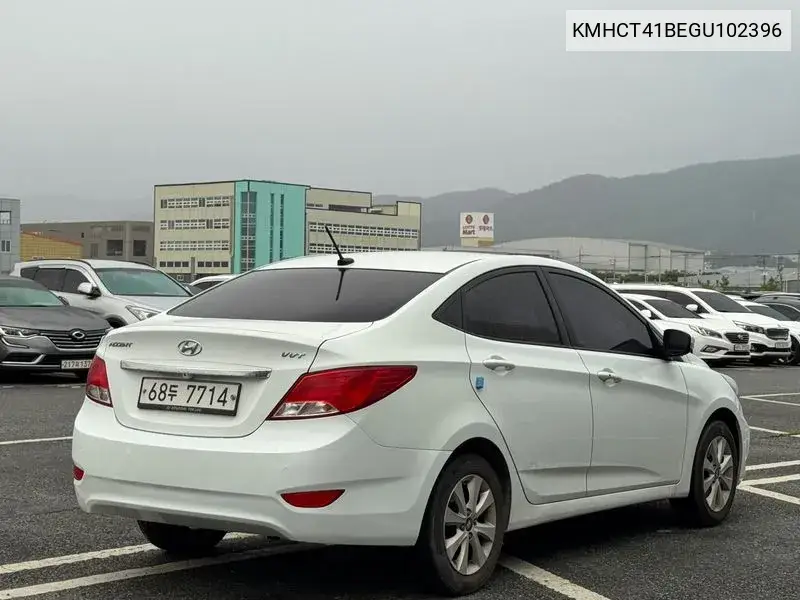 Accent (New) 1.4 Vvt Modern VIN: KMHCT41BEGU102396 Lot: 39715646