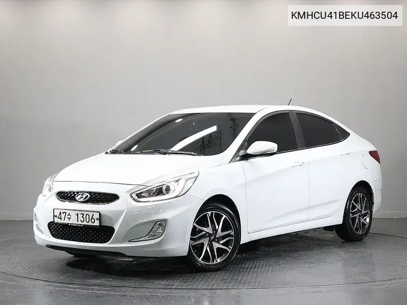 Accent (New) 1.4 Vvt Premium VIN: KMHCU41BEKU463504 Lot: 39633361