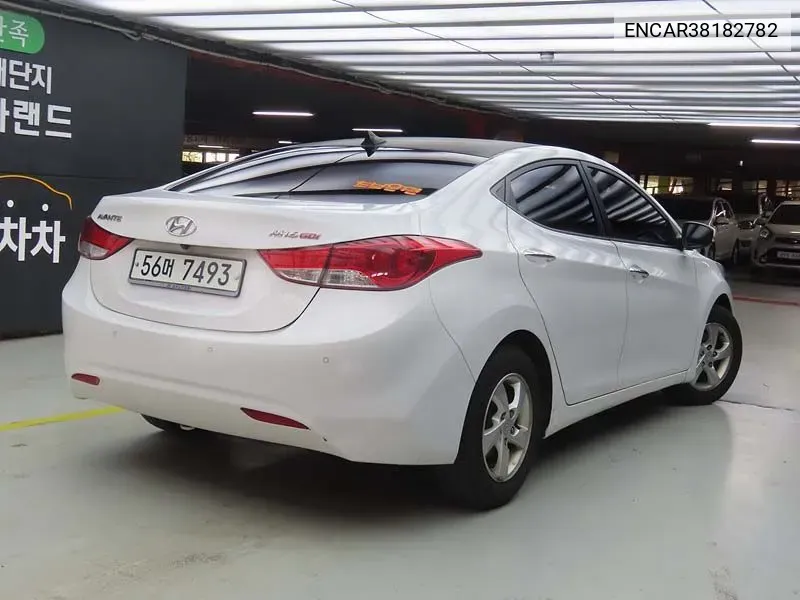 Hyundai Avante Md M16 Gdi Luxury VIN: ENCAR38182782 Lot: 38182782