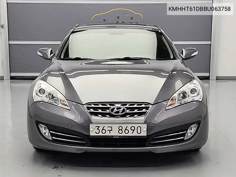 Genesis Coupe 200 Turbo P VIN: KMHHT61DBBU063758 Lot: 40074902