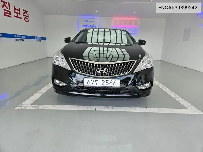 Grandeur Hg Hg240 Modern VIN: ENCAR39399242 Lot: 39399242