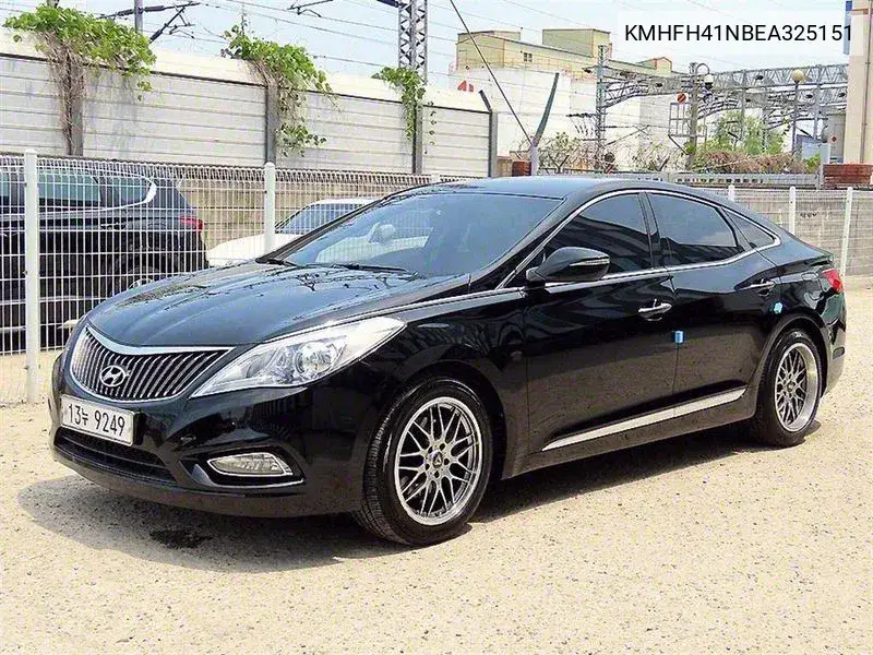Grandeur Hg Lpg Hg300 For The Disabled VIN: KMHFH41NBEA325151 Lot: 39971744