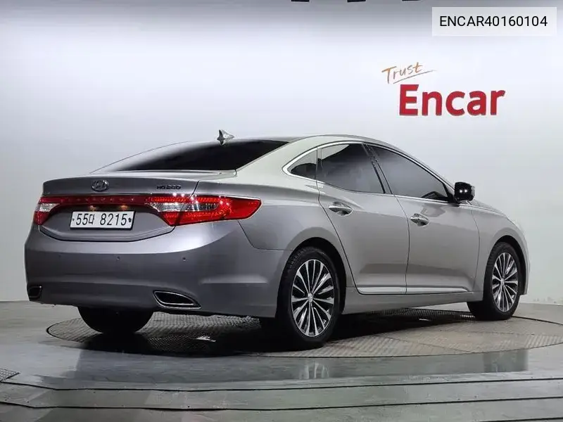 Grandeur Hg Hg300 Exclusive VIN: ENCAR40160104 Lot: 40160104