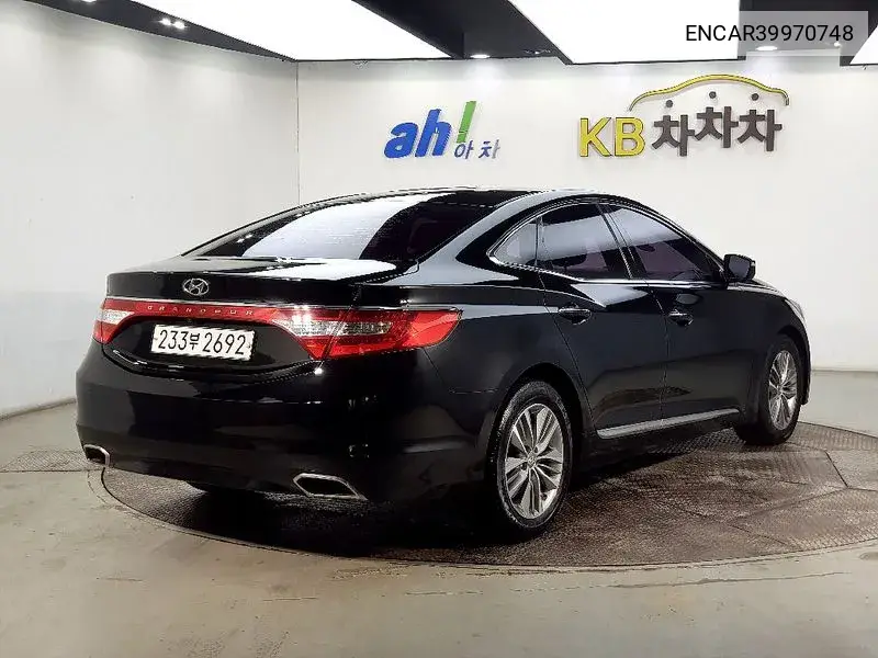 Grandeur Hg Hg240 Modern VIN: ENCAR39970748 Lot: 39970748