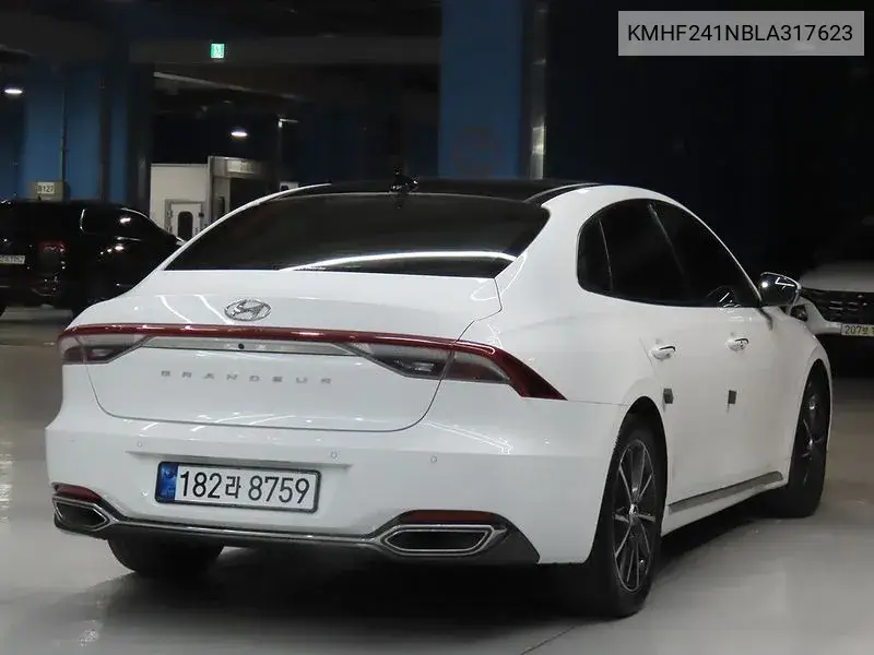 The New Grandeur Ig 3.0 Lpi (Rent -A -Car) Premium VIN: KMHF241NBLA317623 Lot: 39638137