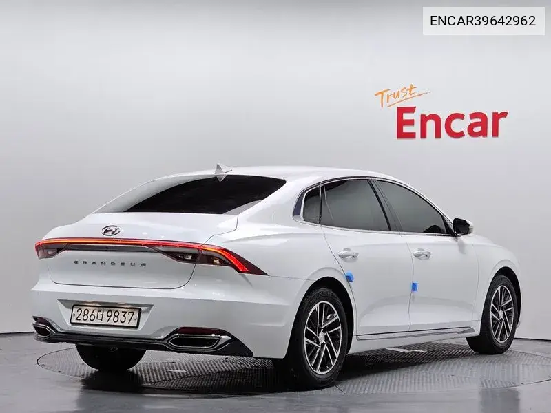 The New Grandeur Ig 2.5 Premium Choice VIN: ENCAR39642962 Lot: 39642962
