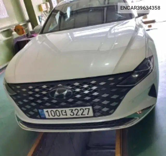 The New Grandeur Ig 2.5 Leblanc VIN: ENCAR39634358 Lot: 39634358