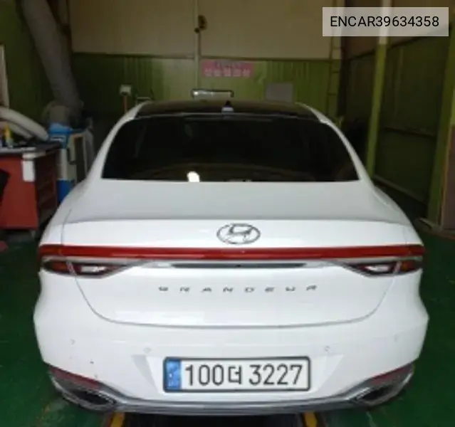 The New Grandeur Ig 2.5 Leblanc VIN: ENCAR39634358 Lot: 39634358