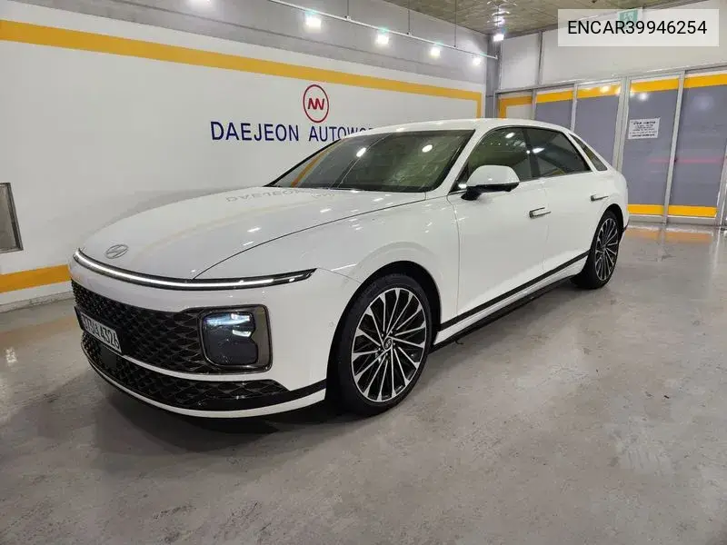Grandeur (Gn7) 2.5 Gasoline 2Wd Calligraphy VIN: ENCAR39946254 Lot: 39946254