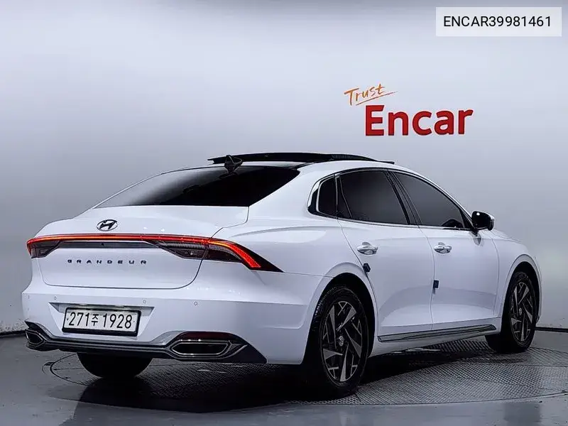 The New Grandeur Ig Hybrid Leblanc VIN: ENCAR39981461 Lot: 39981461