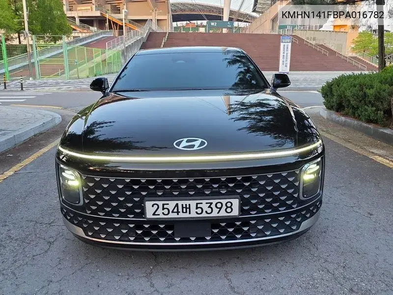 Grandeur (Gn7) 3.5 Lpg 2Wd Premium VIN: KMHN141FBPA016782 Lot: 39624574
