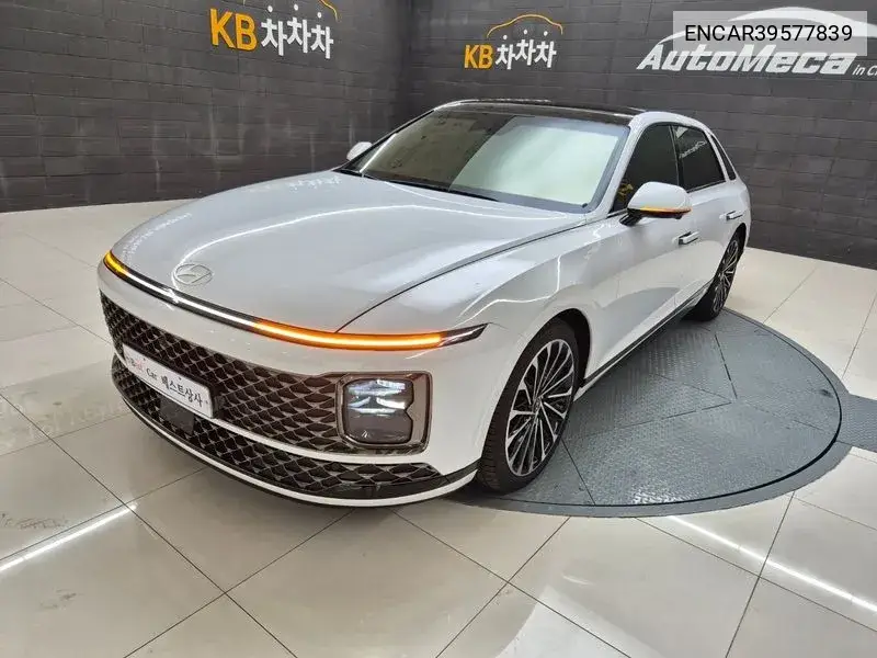 Grandeur (Gn7) 2.5 Gasoline 2Wd Calligraphy VIN: ENCAR39577839 Lot: 39577839