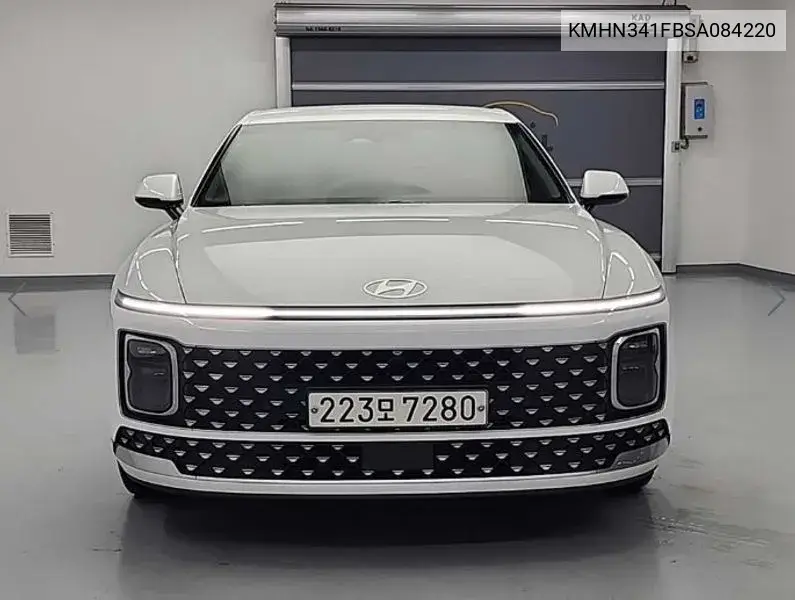 Grandeur (Gn7) 3.5 Lpg 2Wd (Taxi Type) Advanced Type VIN: KMHN341FBSA084220 Lot: 39985542