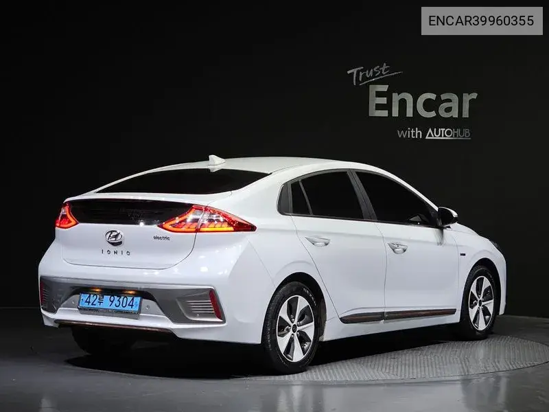 Ionic Electric Q VIN: ENCAR39960355 Lot: 39960355