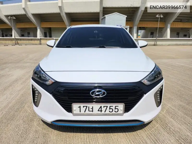 Ionic Hybrid N VIN: ENCAR39966574 Lot: 39966574