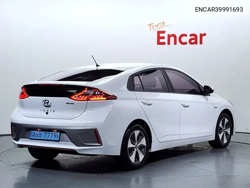 Ionic Electric I VIN: ENCAR39991693 Lot: 39991693