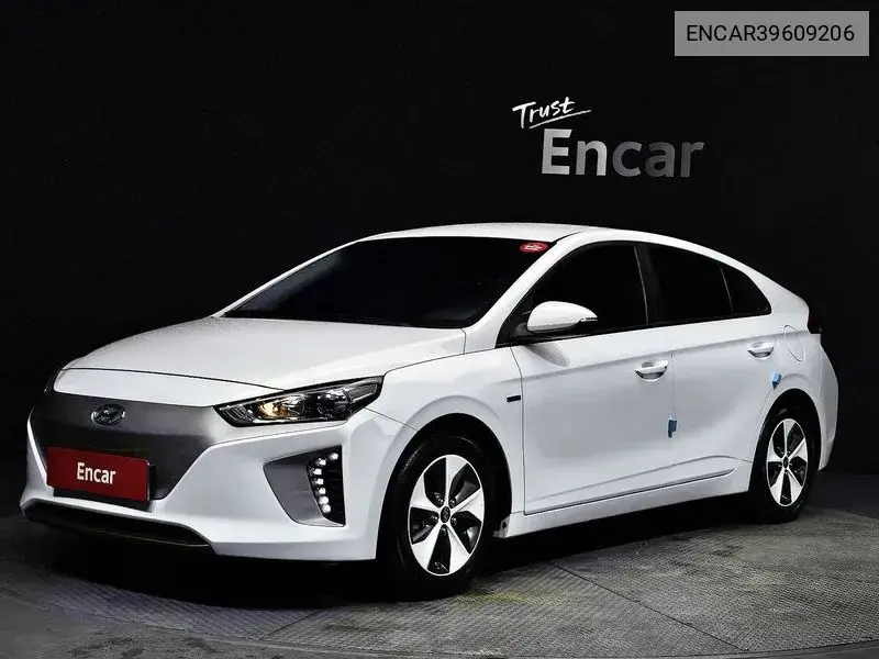 Ionic Electric N VIN: ENCAR39609206 Lot: 39609206