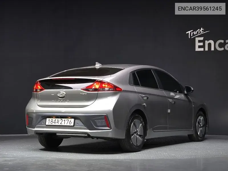 The New Ionic Hybrid 1.6 Hev I VIN: ENCAR39561245 Lot: 39561245