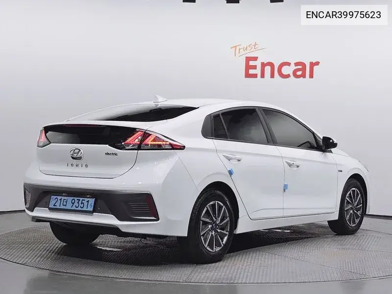 The New Ionic Electric N VIN: ENCAR39975623 Lot: 39975623