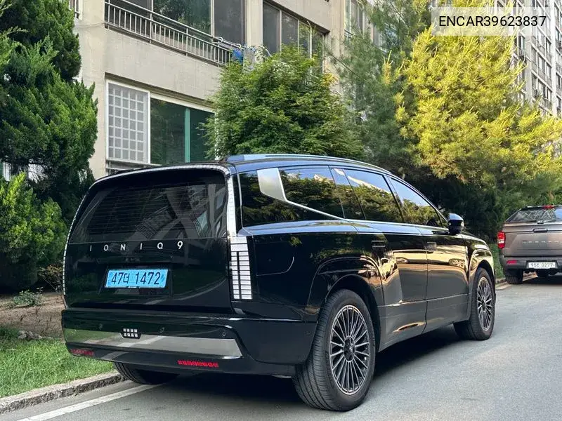 Ionic 9 Performance Awd 6 -Seater Calligraphy VIN: ENCAR39623837 Lot: 39623837