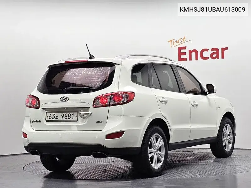 Santa Fe Cm 2Wd (2.0 E-Vgt) Mlx Luxury VIN: KMHSJ81UBAU613009 Lot: 39821147
