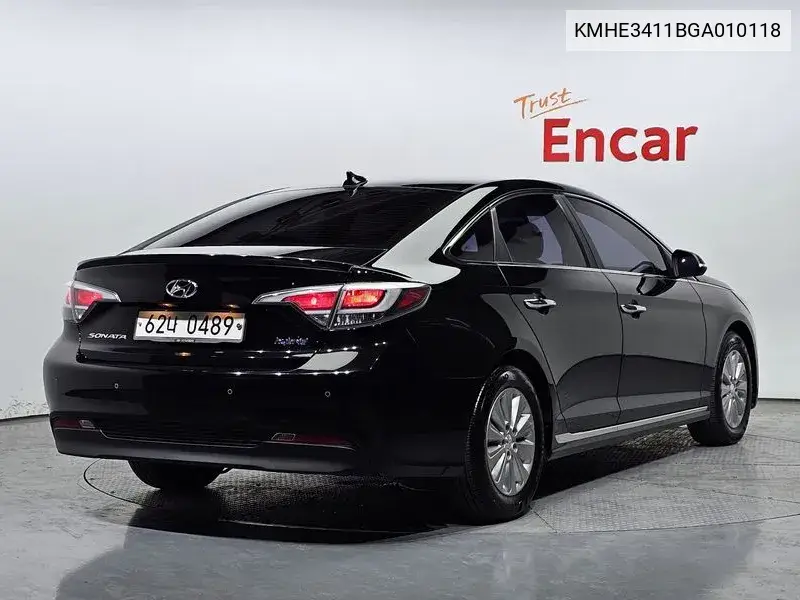 Lf Sonata Hybrid 2.0 Hev Modern VIN: KMHE3411BGA010118 Lot: 39640048