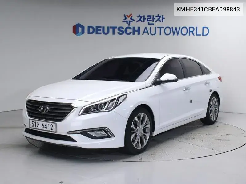 Lf Sonata 2.0 Smart VIN: KMHE341CBFA098843 Lot: 39981870