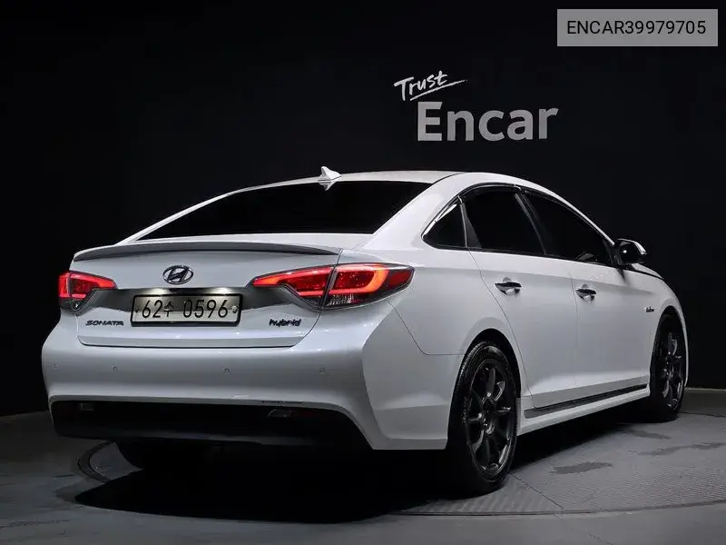 Lf Sonata Hybrid 2.0 Hev Premium Special VIN: ENCAR39979705 Lot: 39979705