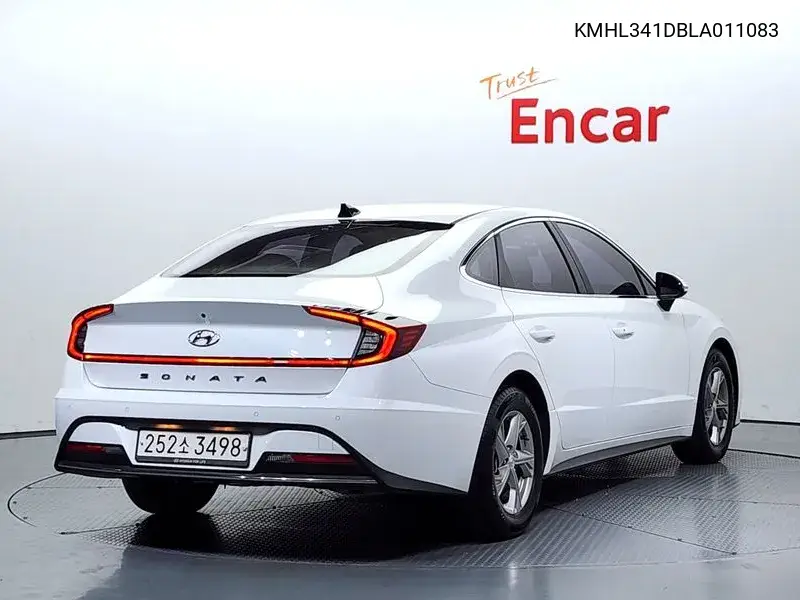 Sonata (Dn8) 2.0 Lpg (For Rental) Style VIN: KMHL341DBLA011083 Lot: 39626617