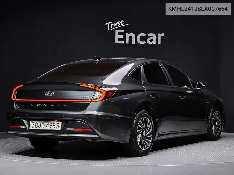 Sonata Hybrid (Dn8) Premium Family VIN: KMHL241JBLA007664 Lot: 39359267