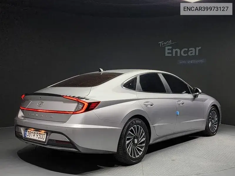 Sonata Hybrid (Dn8) Premium Millennial VIN: ENCAR39973127 Lot: 39973127
