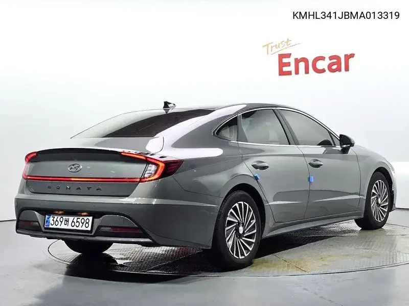 Sonata Hybrid (Dn8) Inspiration VIN: KMHL341JBMA013319 Lot: 40004760