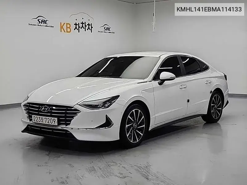 Sonata (Dn8) 2.0 Premium Family VIN: KMHL141EBMA114133 Lot: 40020636