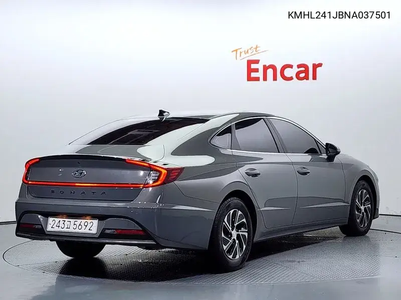 Sonata Hybrid (Dn8) Modern VIN: KMHL241JBNA037501 Lot: 39975524