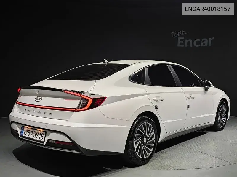 Sonata Hybrid (Dn8) Premium Plus VIN: ENCAR40018157 Lot: 40018157
