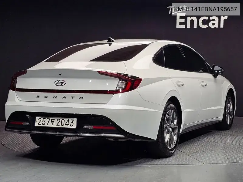 Sonata (Dn8) 2.0 Modern VIN: KMHL141EBNA195657 Lot: 39367926