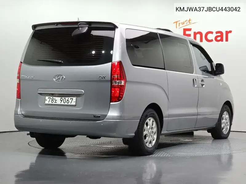 Grand Starex 12 -Seater Wagon Cvx Luxury VIN: KMJWA37JBCU443042 Lot: 39973168